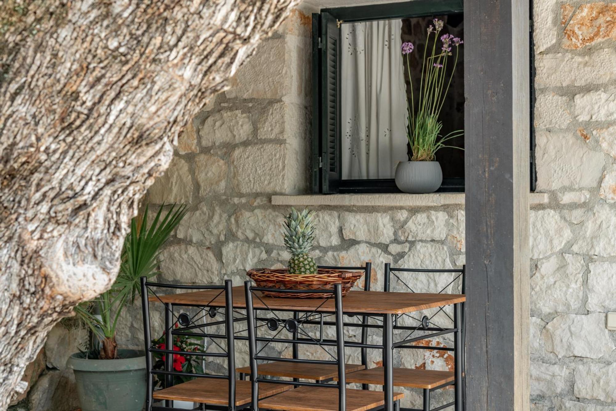 Orama Stone Apartments - Authentic Hospitality In A Historical Location, By Zantewize Εξωτερικό φωτογραφία